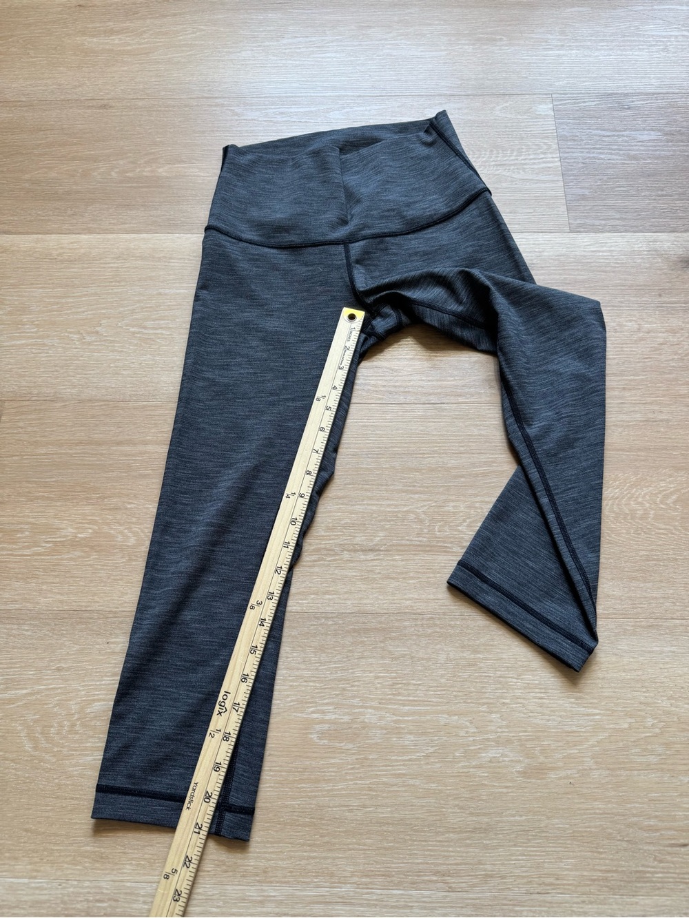 lululemon athletica Dark Gray Heather Align Capri Leggings - Picture 5 of 7